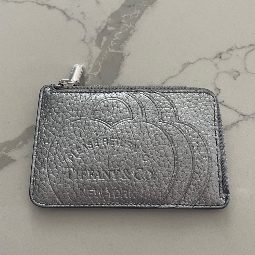 Tiffany & Co. Metallic Silver Wallet Card Holder - Picture 5 of 6